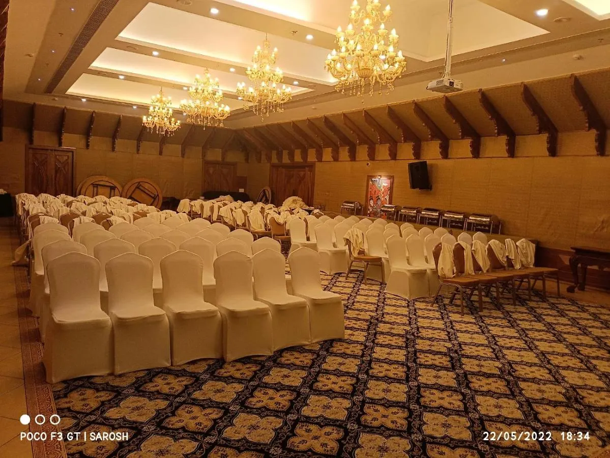 Gokulam Grand Resort & Spa, Kumarakom India